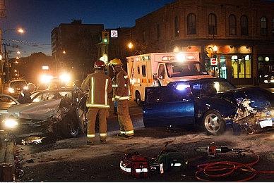 《战锤40K：星际战士2》IGN 8分 残酷战斗太爽快